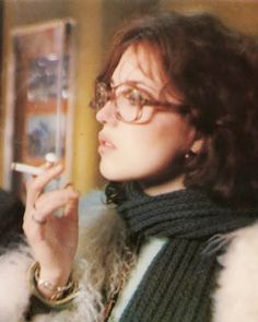 Isabelle Adjani The Tenant, Isabelle Adjani Aesthetic, 70s Style Glasses, Book Hoarder, Alice Catherine, Charlotte Rampling, Roman Polanski