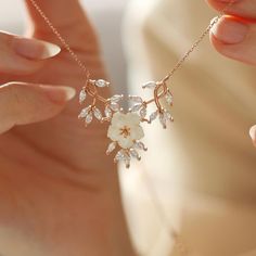 #necklace Romantic Style Jewelry, Floral Gold Jewellery, Simple Flower Necklace, Cherry Blossom Bridesmaid Dresses, Gold Floral Jewelry, Whimsical Wedding Jewelry, Wedding Flower Necklace, Beautiful Necklaces Unique, Sakura Wedding Dress