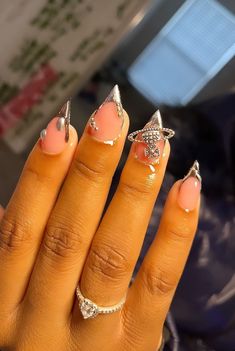 Short Stellos Nails Design, Stiletto Short Nails, Purple Stiletto Nails Design, Pink Nails Stiletto, Nails Stiletto Short, Short Stiletto Nails, Rounded Acrylic Nails