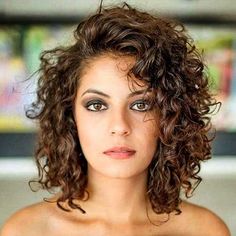 Short Curly Hairstyle Kręcony Bob, Short Curly Cuts, Trendy We Fryzurach