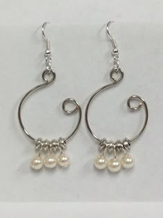 Pearl Silver Open Hoop Earrings Handmade Jewelry Business, Diy Earrings Easy, Homemade Earrings, Wire Hoop Earrings, Earthy Jewelry, Wire Jewelry Designs, Open Hoop Earrings, Silver Earrings Handmade, Beading Ideas