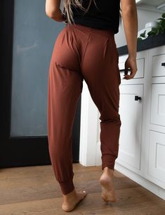 We have put so much time and research into bringing you the highest quality Harem Pants on the market, at a fraction of the price. Fact: the center seams on most leggings/Pants is the first to go. So, we decided to put ours to the test and literally played tug of war with several pair - placing all of the stress on the inner seams and crotch area. Even we were surprised when we put them to the test. No matter how hard we pulled, those seams would not burst. The construction is unbelievable: Strong, Soft, Comfortable. You will love these Harem Pants! Waist Panel: Hybrid between the Harem Shorts and SA Exclusive Leggings. Our Harem Pants have both a wide yoga fold and elastic to provide a comfortable fit, plus pockets! Simple Addiction Blogger Reviews! According to Blaire Karlie Ellis Mary H Yoga Om, High Quality Leggings, Harem Shorts, Solid Leggings, Shopping Day, Pocket Pants, Capri Leggings, Curvy Fashion, Harem Pants