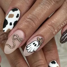 Britt Jackson on Instagram: "Howdy Boo! #howdy #boonails #nailstoinspire #après #ghostnails #fallnails #halloweennails #ghosties #fallvibes #cowboynails #nailart #cowboyghostnails #halloween2024nails #explorepage #artistrynails #orcuttnailsalon #805nails" Cute Nails For Fall Ghost, Halloween Cowboy Nails, Spooky Cowboy Nails, Western Ghost Nails, Ghost With Cowboy Hat Nails, Halloween Cow Nails, Western Spooky Nails, Cowgirl Ghost Nails, Spooky Western Nails