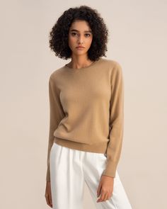 This classic round neck sweater is made from high quality baby cashmere and is a must-have basic piece in your closet. Fall Winter Capsule Wardrobe, French Wardrobe, Autumn Soft, Silk Pajamas Women, Basic Sweater, Camisole Set, Camel Sweaters, Striped Midi Skirt, Winter Capsule Wardrobe