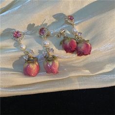 Eternal Flower, Natural Flowers, Dope Jewelry, Funky Jewelry, Jewelry Lookbook, Niche Design, Fantasy Jewelry, Girly Jewelry, Rose Earrings