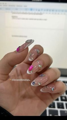 Nail Inspo Rhinestones, Aquarius Nail Art, French Tip With Gems, Gelish Nails, Nails Now, Fire Nails