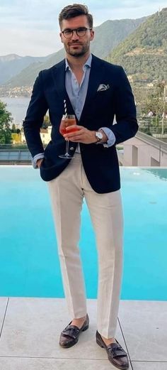 Office Old Money, Sport Coat Outfit, Italian Mens Fashion, Summer Suits Men, Old Money Fashion, Stylish Mens Suits, Sophisticated Office, Blazer Outfits Men, Mens Wedding Attire