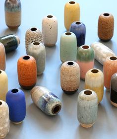 Yuki Vase Mini - More Colors Studio Arhoj - BEAM // Design Store Small Ceramic Vases Pottery, Tiny Vases, Box Crafts, Pottery Inspo, Japan Traditional, Cardboard Box Crafts, Clay Things, Japanese Word, The Leftovers