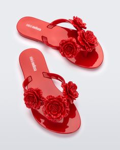 Let your little one's sense of style bloom in the Harmonic Springtime flip flops. With a trio of flower appliqués front and center, these embellished flip flops bring a feminine flair to a functional favorite. Just slip these on when heading to the pool, beach and beyond. Dressy Flip Flops, Punk Love, Punk Movement, Jelly Flip Flops, Heeled Flip Flops, Melissa Shoes, Statement Shoe, Pool Beach, Jelly Shoes