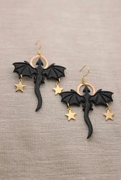 Sparkly Black Dragon Earrings, Dragon Jewelry, Cosplay Earrings, Fourth Wing Earrings, Medevil Earring, Fantasy Earrings, Mystical Dragons - Etsy Dragons With Accessories, Dragon Jewelry Clay, Clay Wolf Earrings, Weird Jewelry Unique, Fantasy Clay Earrings, Dragon Clay Earrings, Polymer Clay Dragon Earrings, Lotr Earrings, Cool Trinkets