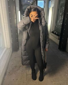 Stylish Tomboy, Grey Puffer, Tomboy Outfits, Puffer, Leggings, Grey, Black