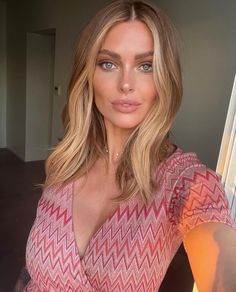 Caroline Receveur Hair, Long Locks, Ombre Balayage, Hair Inspo Color, Halloween Fashion, Long Bob, Girls Hair, Love Hair, Short Bob