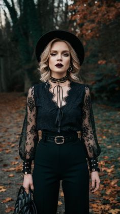 Goth Outfit Women, Autumn Style Outfits, Midsize Goth Outfits, Feminine Goth Outfit, Chic Goth Outfits, Goth Chic Outfits, Stylish Black Outfits, Gothic Chic Fashion, Corp Goth