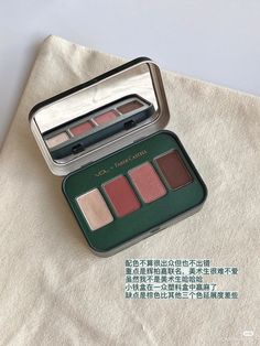 Makeup Pallets, Ulzzang Makeup, Makeup Artist Tips, Japanese Makeup, Ethereal Makeup, Beauty Care Routine, Dramatic Makeup, Beauty Products Photography, Makeup Clothes