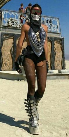 Burning Man Costume Women, Burning Man Fashion Woman, Look Da Festival, Burning Man Art