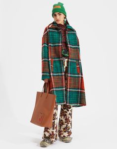 LaDoubleJ Outerwear - Boxy Coat Eclectic Fashion Style, Unusual Clothes, Chic Coat, Check Coat, Plaid Coat, Eclectic Fashion, Cold Weather Outfits, Fashion Winter, Coat Fashion