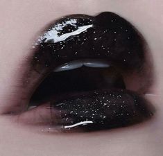 Yennefer Of Vengerberg, Dark Lipstick, Dark Lips, Kesha, Lip Art, Creative Makeup, Artistry Makeup, Aesthetic Makeup, Aphrodite