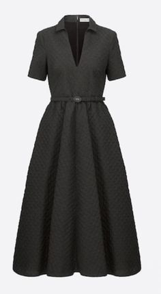 Dior Midi Dress, Business Meeting Outfit, Meeting Outfit, Classy Work Outfits, Dressy Outfits, Professional Outfits, Classy Dress, Beautiful Gowns, Fall 2024