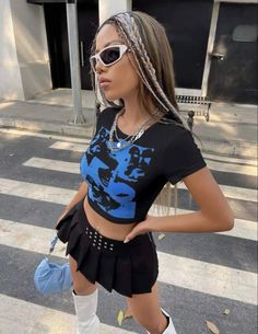 00s Fashion, Women T Shirts, Crop Tee, Gothic Fashion, Leeds, Hot Pink, Fashion Inspo, Crop Top, Mini Skirts