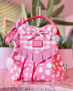 Loungefly Disney Minnie Mouse Cowgirl Convertible Flap Backpack | eBay Minnie Mouse Cowgirl, Chucky And Tiffany Costume, Loungefly Purse, Disney Stained Glass, Japanese Handbag, Pink Cow Print, Loungefly Hello Kitty, Disney 50th Anniversary, Sequin Backpack