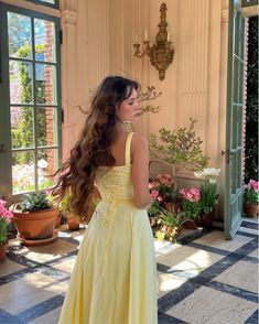 Belle Aesthetic, Spring Girl, Floral Corset, Pose Fotografi, Soft Girl Aesthetic, Dress Aesthetic, Feminine Aesthetic, Long Prom Dress, Feminine Energy