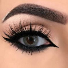 Spy Makeup, Group Shoot, Makup Looks, Eye Makeup Styles, Eye Makeup Ideas, Lashes Mascara, Volumizing Mascara, Fiber Mascara, Eye Spy