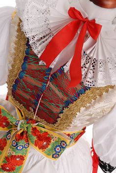 Slavic Traditional Clothes, Ornaments Painted, Folk Dress, National Costume, My Culture, European Countries, Traditional Clothes