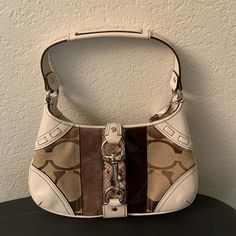 Cream With Signature Brown Leather/Suade Coach Mini Purse With Zipper Closing - Never Been Used Coach Mini Purse, Bags Coach, Mini Purse, Coach Leather, Cute Bags, Mini Bags, Coach Bags, Mini Bag, Brown Leather