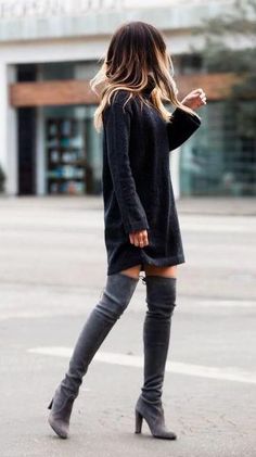 Grey Round Toe High Chunky Over-The-Knee Boots - Chic128 Chique Outfit, University Outfit, Looks Pinterest, Turtleneck Sweater Dress, Double Denim, Knee Boot