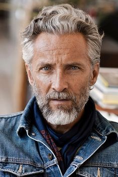 Beard Styles For Older Men, Silver Fox Hair, Mens Modern Hairstyles, Grey Hair Men, Fox Hair, Hair Male, Men With Grey Hair