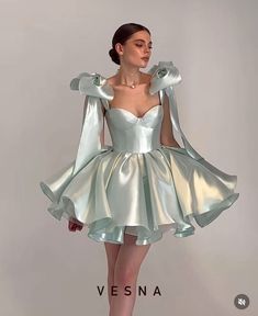 18th Birthday Dress Ideas, Happy Birthday Dress, 18th Birthday Dress, Cute Plus Size Clothes, 80s Prom Dress, Trendy Outfit Ideas, Barbie Outfits, Stylish Wedding Dresses