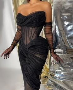 Arabic Women, Custom Made Dresses, Black Mermaid, Arab Women, فستان سهرة, Dress Inspo, Mermaid Evening Dresses, Black Gown, Women Party