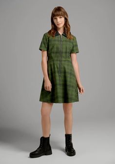 On A Power Zip Plaid Skater Dress | ModCloth Green Tartan Dress, Green Skater Dress, Vintage Style Swimwear, Plaid Skater Dress, Plus Size Shirt Dress, Gingham Embroidery, Casual Dresses Plus Size, Midi Dress Plus Size, Vintage Swimwear