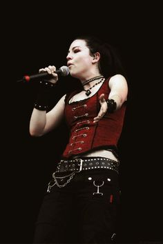 Amy Lee Fashion, Amy Lee Outfits, Numetal Fashion, Download Festival