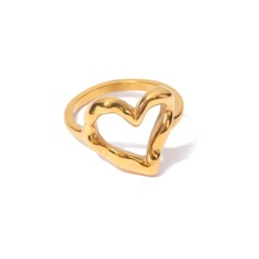 This melt my heart ring features a hammered finish, creating a distinctive textured look. The materials used to craft this ring are of the highest quality, so you can be sure of its durability and longevity. 18K Gold Plated Stainless Steel 100% Eco-Friendly; No Nickel, Chromium and Lead  Water-resistant, sweat-proof, hypoallergenic and tarnish-free. You can work out in our durable jewelry, wear it to the beach, pool or even shower with it. Pearl Jewelry Ring, Jewellery Photo, Ring Settings Types, Charm Ring, Statement Fashion, Heart Shaped Rings, Metal Texture, 18k Gold Jewelry, Waterproof Jewelry