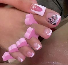 Pedicure Ideas Halloween, Goth Pedicure, Halloween Pedicure Ideas, Halloween Toe Nails, Fall Toe Nails, Feet Nail Design, Eye Nail Art