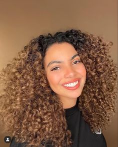 Going Grey, Curly Hair Photos, Frizz Free, Bad Hair Day, Curly Girl, Afro Hairstyles