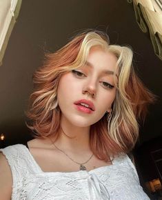 60 Stylish Choppy Bob Haircuts To Flaunt In 2023 Short Dyed Hair Grunge, Grey Haircuts, Blue Hairstyles, Choppy Bob Haircuts, Short Grunge Hair, Choppy Bob, Hair Inspiration Short, Hair Stylies