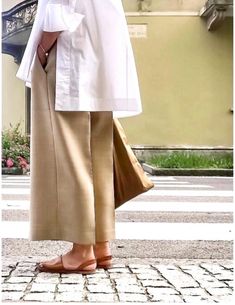 Minimalist Moda, Hooded Sweatshirt Dress, Outfit Trends, Modest Fashion Outfits, 가을 패션, Mode Inspiration, Modest Dresses, Minimal Fashion, Latest Fashion For Women