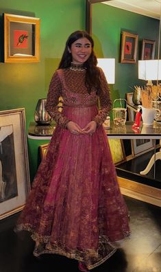 Indian Reception Outfit Guest, Desi Wedding Guest Outfit, Desi Wedding Guest, Indian Wedding Guest Outfit Ideas, Indian Reception Outfit, Indian Wedding Guest Outfit, Indian Wedding Guest, Wedding Guest Outfit Ideas, Outfit Modest