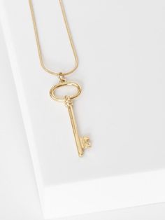 Large Skeleton Key Snake Chain Necklace Necklaces The Giving Keys BELIEVE Gold Skeleton Key Jewelry, Giving Keys, Key Jewelry, Snake Chain Necklace, Skeleton Key, Key Pendant, Snake Chain, Link Chain, Skeleton