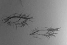 two drawings of eyes with long lashes and one eye has the same amount of eyelashes