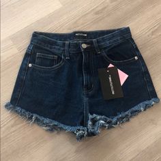 Frayed Hem Bum Rip Us Size 2 Trendy Dark Wash Jean Shorts, Trendy Dark Wash Short Jeans, Dark Wash Bottoms With Frayed Hem For Day Out, Trendy Dark Wash Bottoms For Day Out, Bum Shorts, Dark Denim Shorts, Princess Dress Kids, Dark Denim, Princess Dress