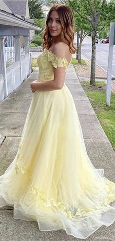 Ballgown Dresses, Yellow Lace Top, Dresses Yellow, Ring Pillows, Prom Dresses Yellow, Long Prom Dresses, Gowns Wedding, Dresses Bridesmaid, Gown Prom