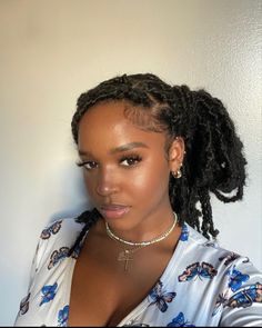 Box Braids Inspiration, Butterfly Locs Hairstyle, Knotless Braids With Color, Hairstyle Trending, Braids With Color, Braids Inspiration, Butterfly Locs, Faux Locs Hairstyles, Cute Box Braids Hairstyles