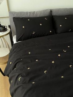 Aesthetic Bedsheets, Dekorasi Kamar Tidur, Casa Vintage, Cozy Room Decor, Of Aesthetic, Spare Bedroom, Dream Room Inspiration