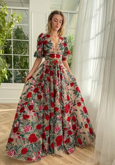 Floor-length Floral Print Organza Dress, Floral Print Ball Gown For Wedding, Elegant Floral Print Organza Gown, Organza Dress With Floral Print For Evening, Elegant Floral Print Organza Maxi Dress, Elegant Organza Maxi Dress With Floral Print, Fitted Bodice Floor-length Evening Dress For Garden Party, Floor-length Organza Maxi Dress For Garden Parties, Floor-length Floral Embellished Gown For Garden Party