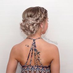 Prom ideas Prom Hair Updo, Dance Hairstyles, Prom Hairstyles For Long Hair, Updos For Medium Length Hair, Wedding Hairstyles Updo, Short Hairstyle, Hairstyles Easy