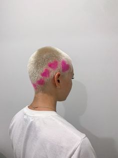 Technicolor Tresses: Creative Hairstyle Ideas to Embrace Every Shade Bleached Hair Men, Shaved Head Designs, Buzzed Hair Women, Short Dyed Hair, Shaved Designs, Hair Colour Design, Dyed Hair Men, Shaved Hair Designs, Buzzed Hair