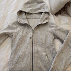 Perfect Condition Worn Maybe Once Unfortunately So Soft, No Stains Or Pilling Lululemon Zip Up Jacket Aesthetic, Lululemon Scuba Full Zip Hoodie Outfit, Big Hoodie Aesthetic, Lululemon Scuba Zip Up, Lululemon Full Zip Scuba, Lulu Lemon Scuba Hoodie, Lululemon Scuba Full Zip, Lululemon Scuba Full Zip Hoodie, Scuba Full Zip Hoodie